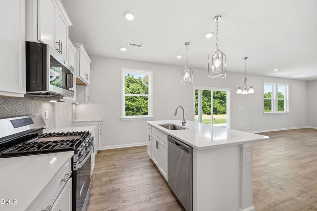 64 Peach Grv Way, Lillington, NC 27546