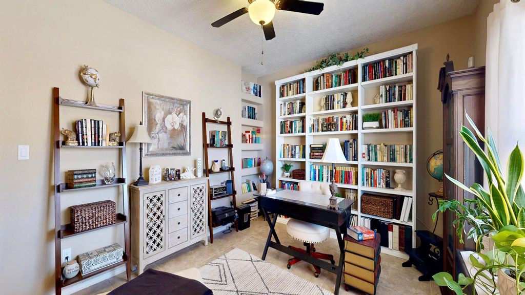 Image 29 of property listing at 6250 Nueva Espana Road NW, Albuquerque, NM 87114