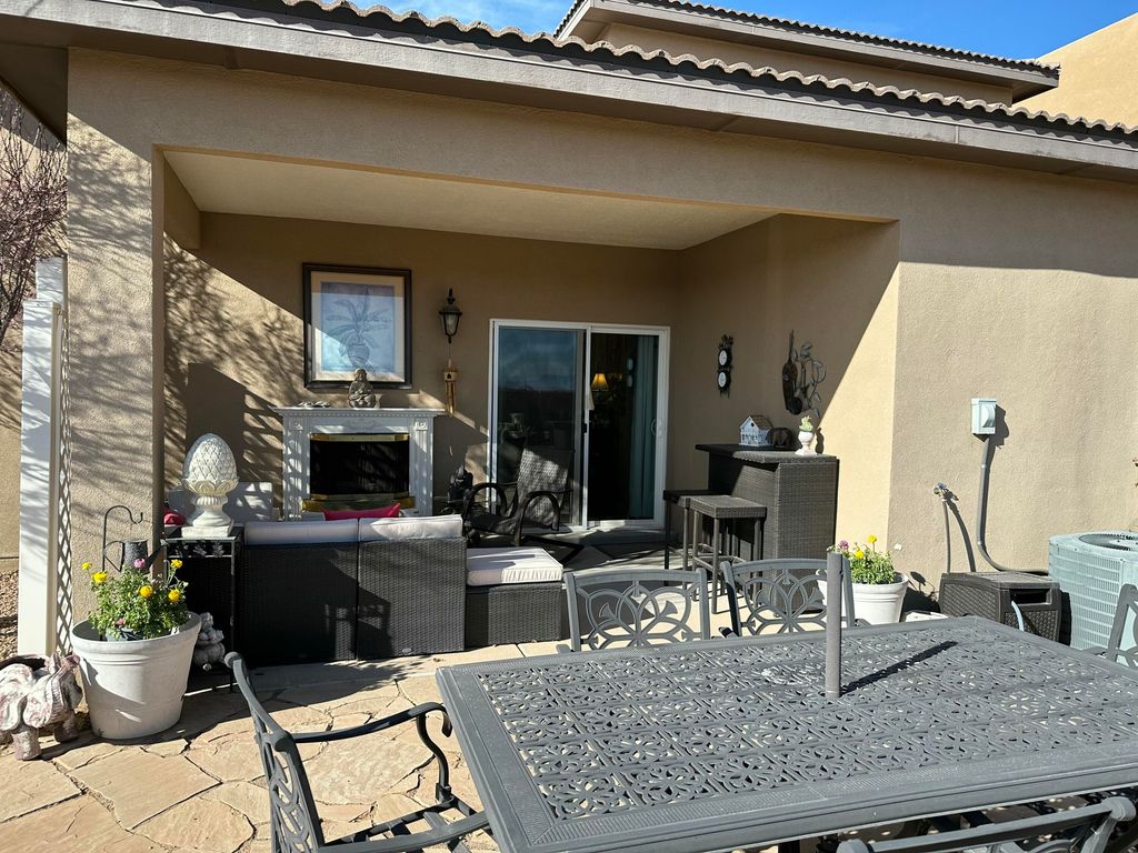 Image 39 of property listing at 6250 Nueva Espana Road NW, Albuquerque, NM 87114