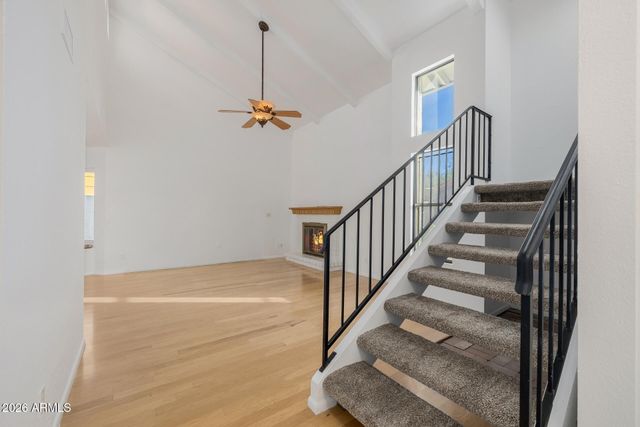 1875 E STATE Avenue, Phoenix, AZ 85020