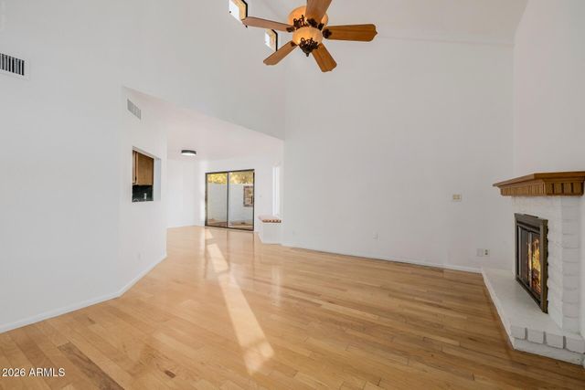 1875 E STATE Avenue, Phoenix, AZ 85020
