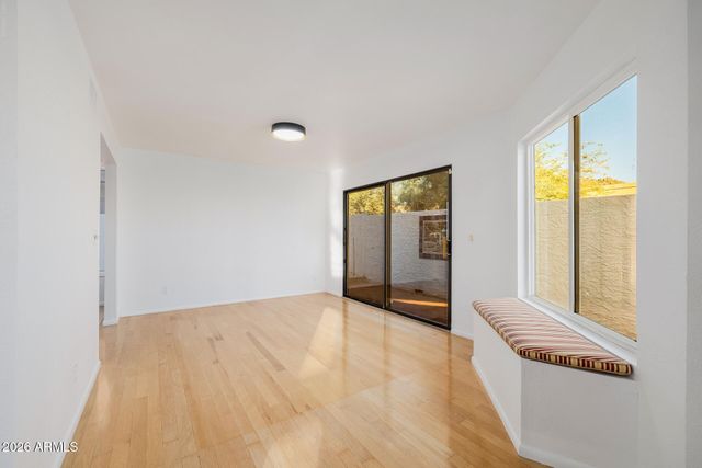 1875 E STATE Avenue, Phoenix, AZ 85020