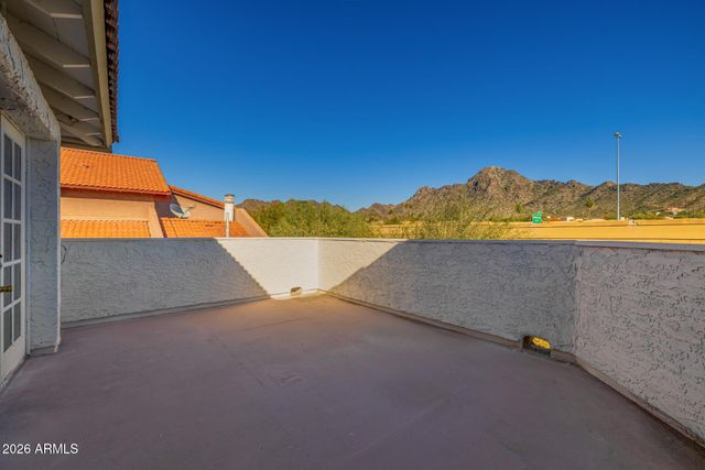 1875 E STATE Avenue, Phoenix, AZ 85020