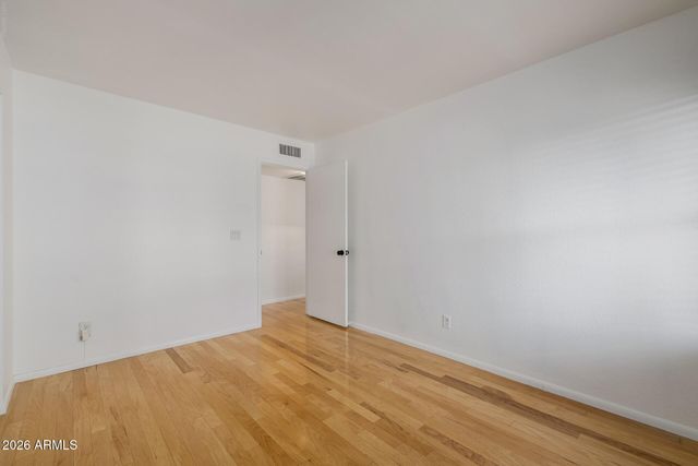 1875 E STATE Avenue, Phoenix, AZ 85020