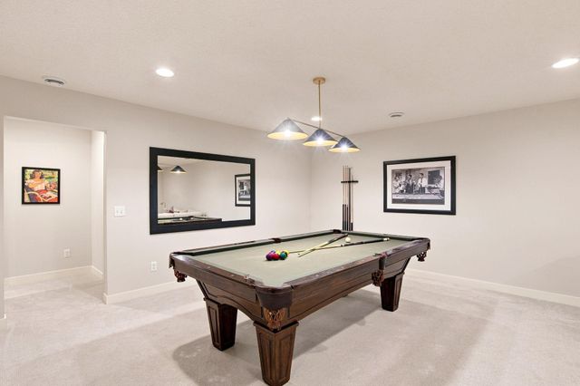 5392 Rolling Hills Parkway, Victoria, MN 55318