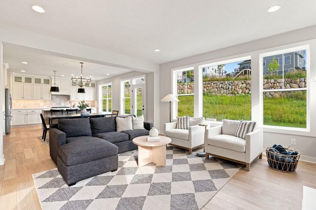 5392 Rolling Hills Parkway, Victoria, MN 55318