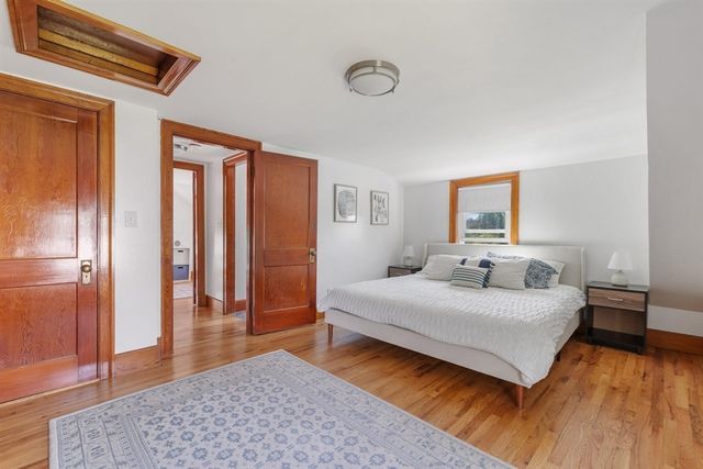 5 Bates St, Mendon, MA 01756