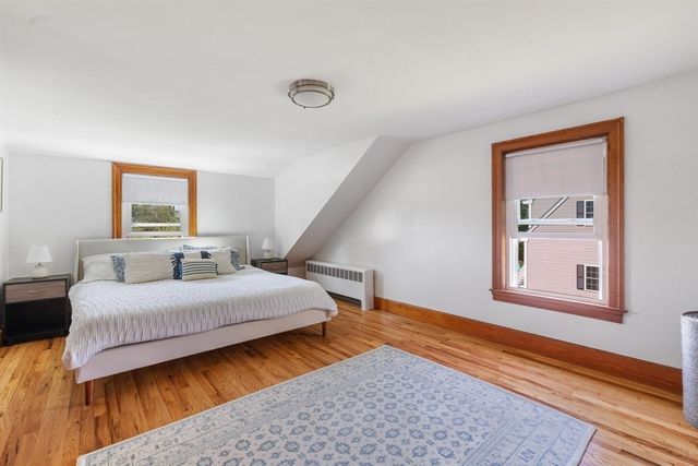 5 Bates St, Mendon, MA 01756