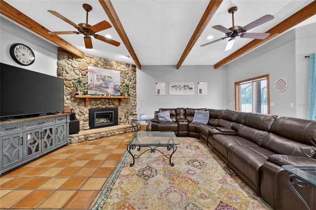 11105 W HIGHWAY 326, Ocala, FL 34482