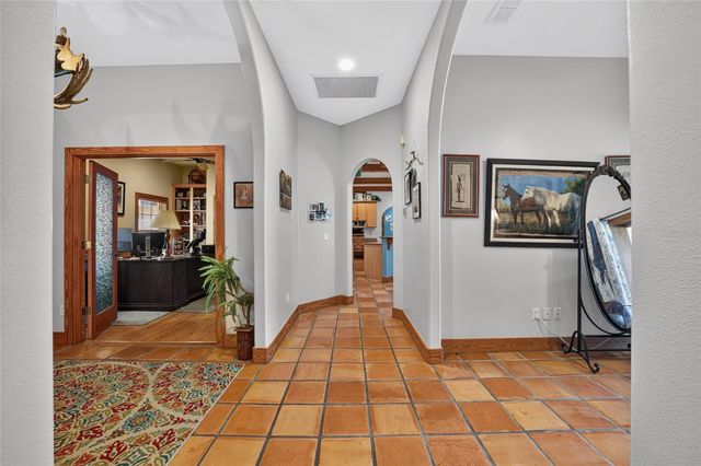 11105 W HIGHWAY 326, Ocala, FL 34482