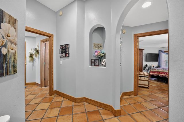 11105 W HIGHWAY 326, Ocala, FL 34482