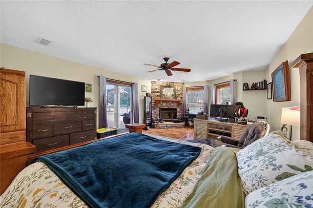 11105 W HIGHWAY 326, Ocala, FL 34482