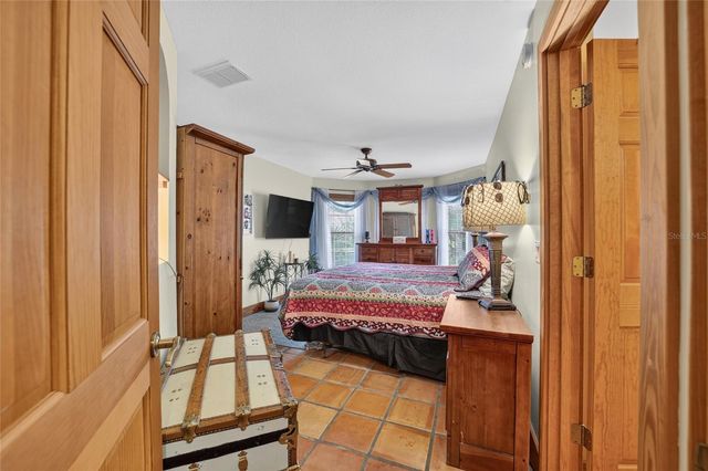 11105 W HIGHWAY 326, Ocala, FL 34482