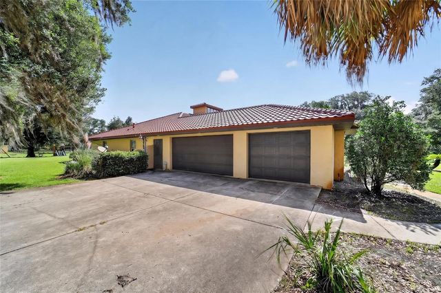11105 W HIGHWAY 326, Ocala, FL 34482