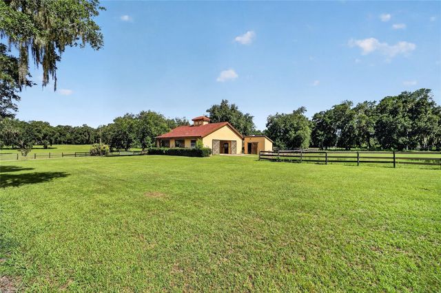 11105 W HIGHWAY 326, Ocala, FL 34482