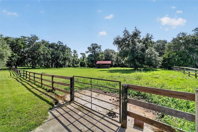 11105 W HIGHWAY 326, Ocala, FL 34482