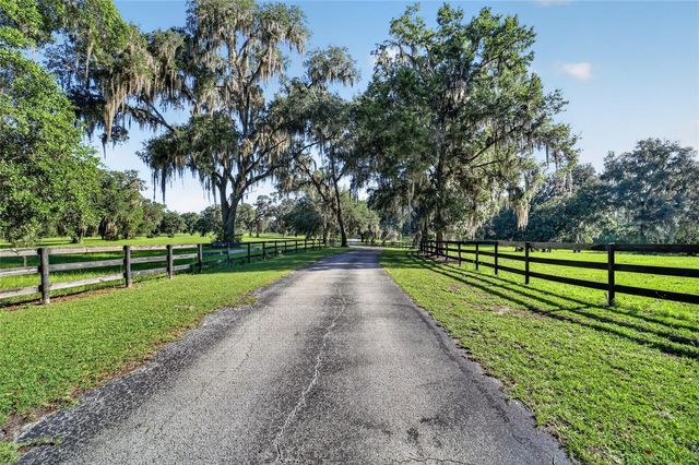 11105 W HIGHWAY 326, Ocala, FL 34482