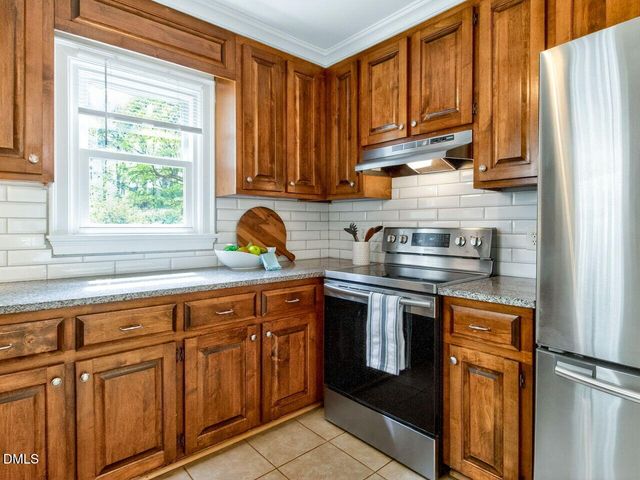 106 Grey Fox Court, Cary, NC 27511