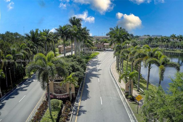 14774 SW 10th St 10502, Pembroke Pines, FL 33027