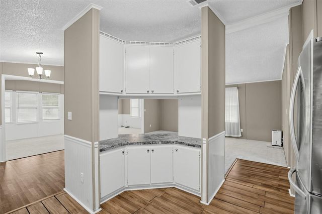 1537 E SCHWARTZ BOULEVARD, Lady Lake, FL 32159