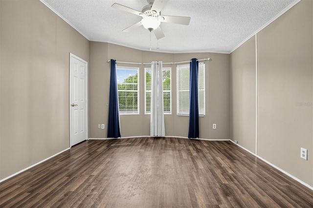 1537 E SCHWARTZ BOULEVARD, Lady Lake, FL 32159