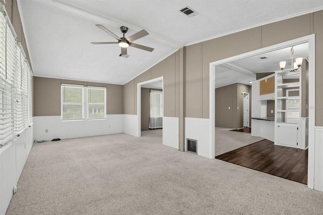 1537 E SCHWARTZ BOULEVARD, Lady Lake, FL 32159