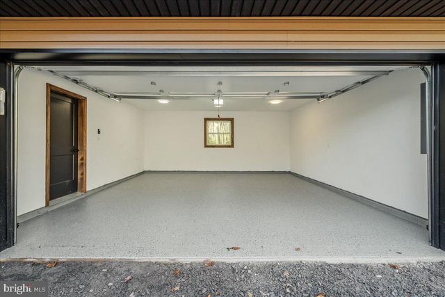 71 FOREST LAKE DR, Jim Thorpe, PA 18229