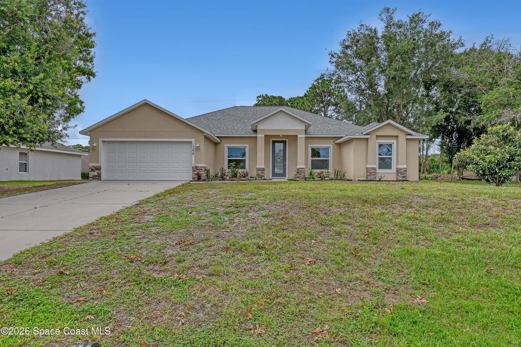 1366 Tarleton Street SE, Palm Bay, FL 32909