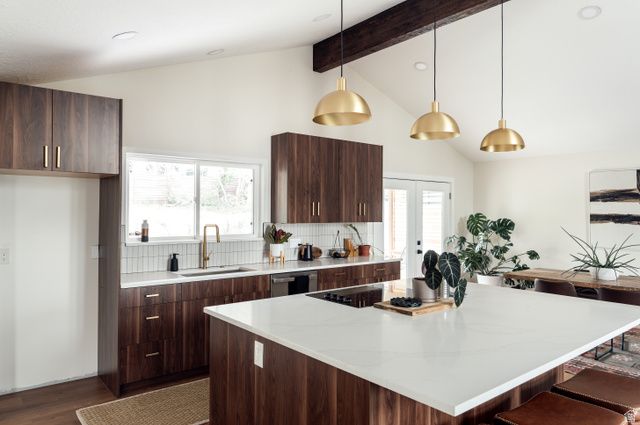 10077 S MAJESTIC CANYON RD, Sandy, UT 84092