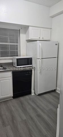 2091 NW 96th Ter 13M, Pembroke Pines, FL 33024