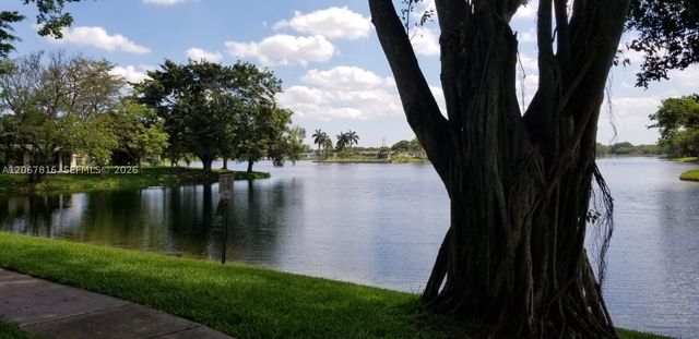 2091 NW 96th Ter 13M, Pembroke Pines, FL 33024