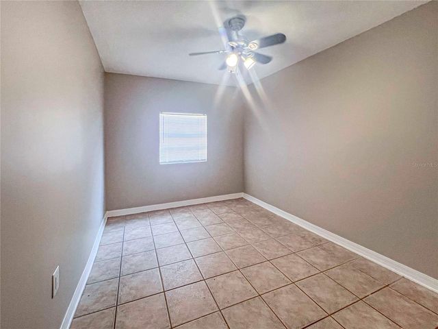 2137 ROSELAWN STREET A, Sarasota, FL 34231
