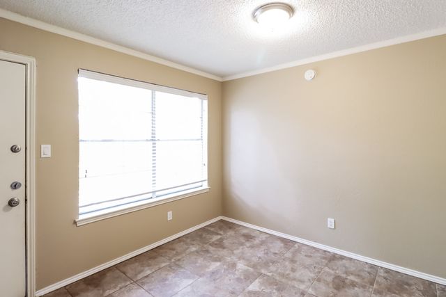 5903 Cameron Drive, Arlington, TX 76017