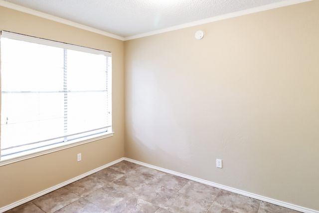 5903 Cameron Drive, Arlington, TX 76017