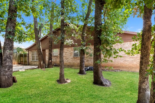 5903 Cameron Drive, Arlington, TX 76017