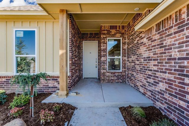 2900 River Birch Lane, Yukon, OK 73099