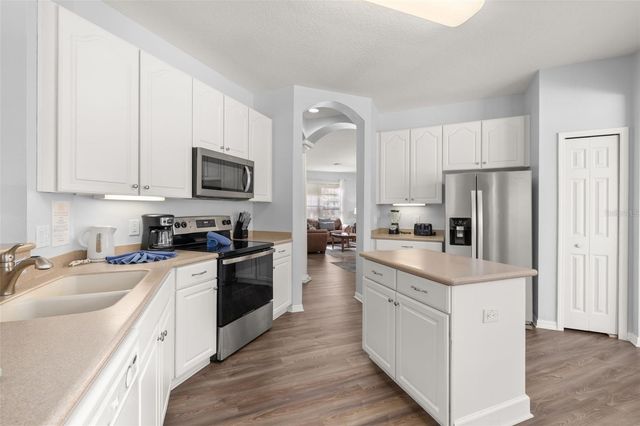 986 ORANGE COSMOS BOULEVARD, Davenport, FL 33837