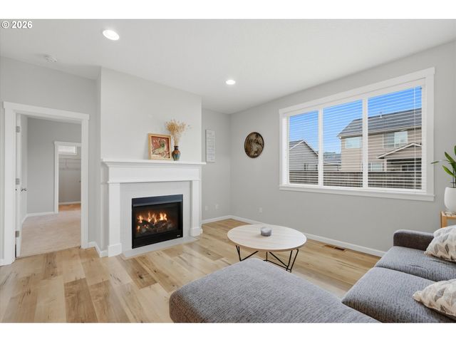 3940 N GRACE Dr, Newberg, OR 97132