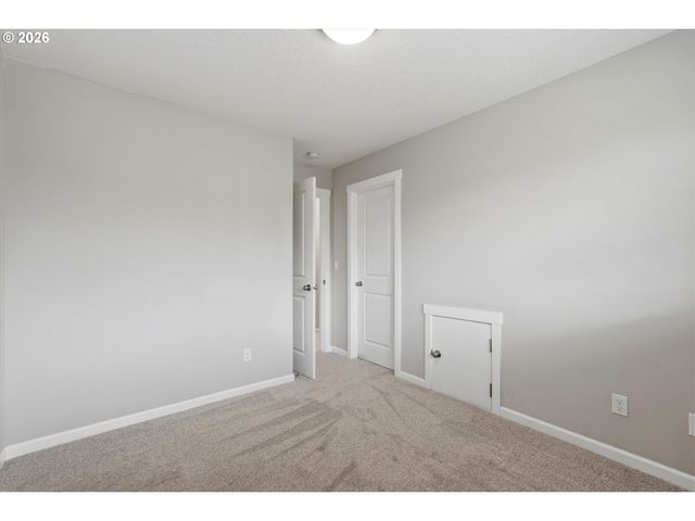 3940 N GRACE Dr, Newberg, OR 97132