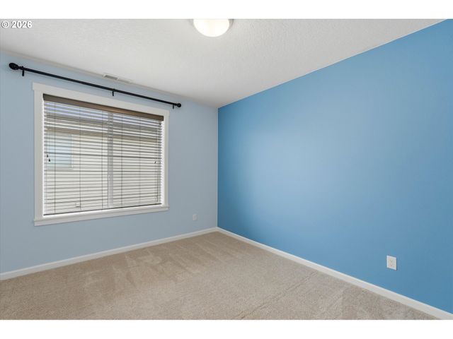 3940 N GRACE Dr, Newberg, OR 97132