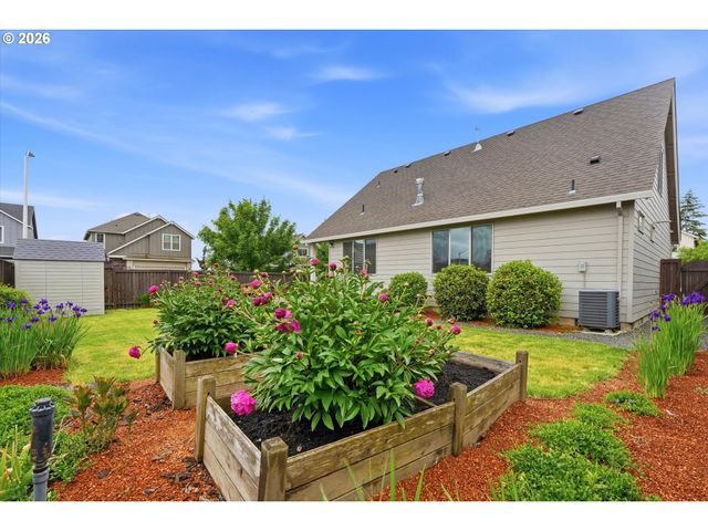 3940 N GRACE Dr, Newberg, OR 97132