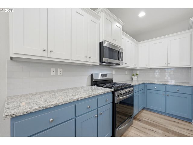 3940 N GRACE Dr, Newberg, OR 97132