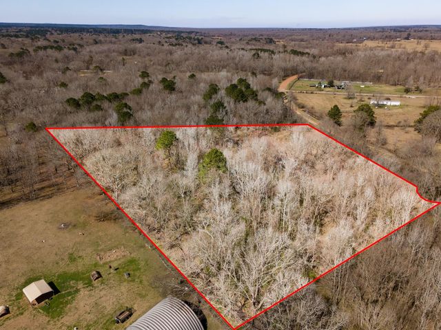 120 S Green Pasture, Shepherd, TX 77371