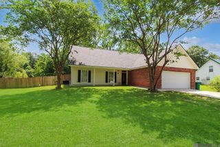 31228 Seagull Ln, Denham Springs, LA 70726