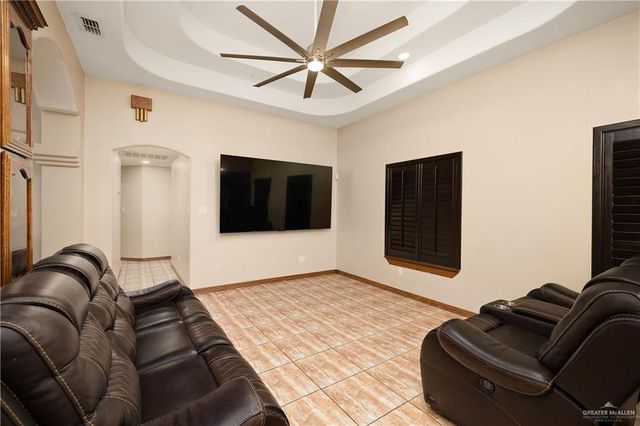 704 Goodwin Acres Road, Palmview, TX 78574