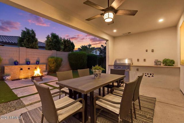 17184 W ROCKLIN Street, Surprise, AZ 85388