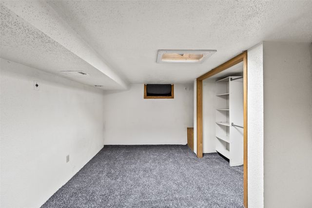 2524 Boston Avenue, Des Moines, IA 50310