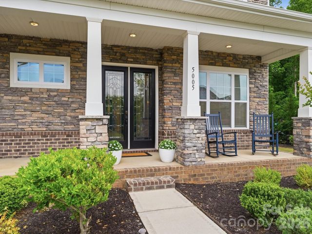5005 Petersburg Drive, Waxhaw, NC 28173