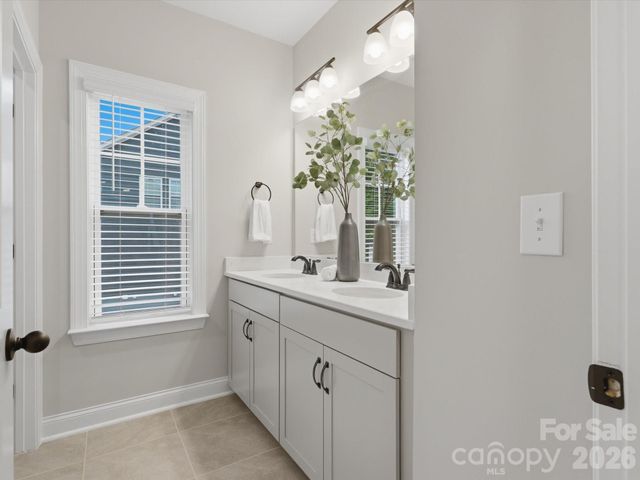 5005 Petersburg Drive, Waxhaw, NC 28173