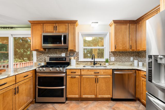 28 Prospect Ave, Arlington, MA 02476